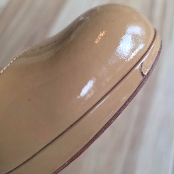 Christian Louboutin Bianca Nude Patent Leather Pumps Eur. 37.7 - Picture 12 of 15